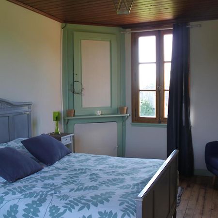 Auberge De La Croix Du Maupas Capelle-les-Grands Luaran gambar
